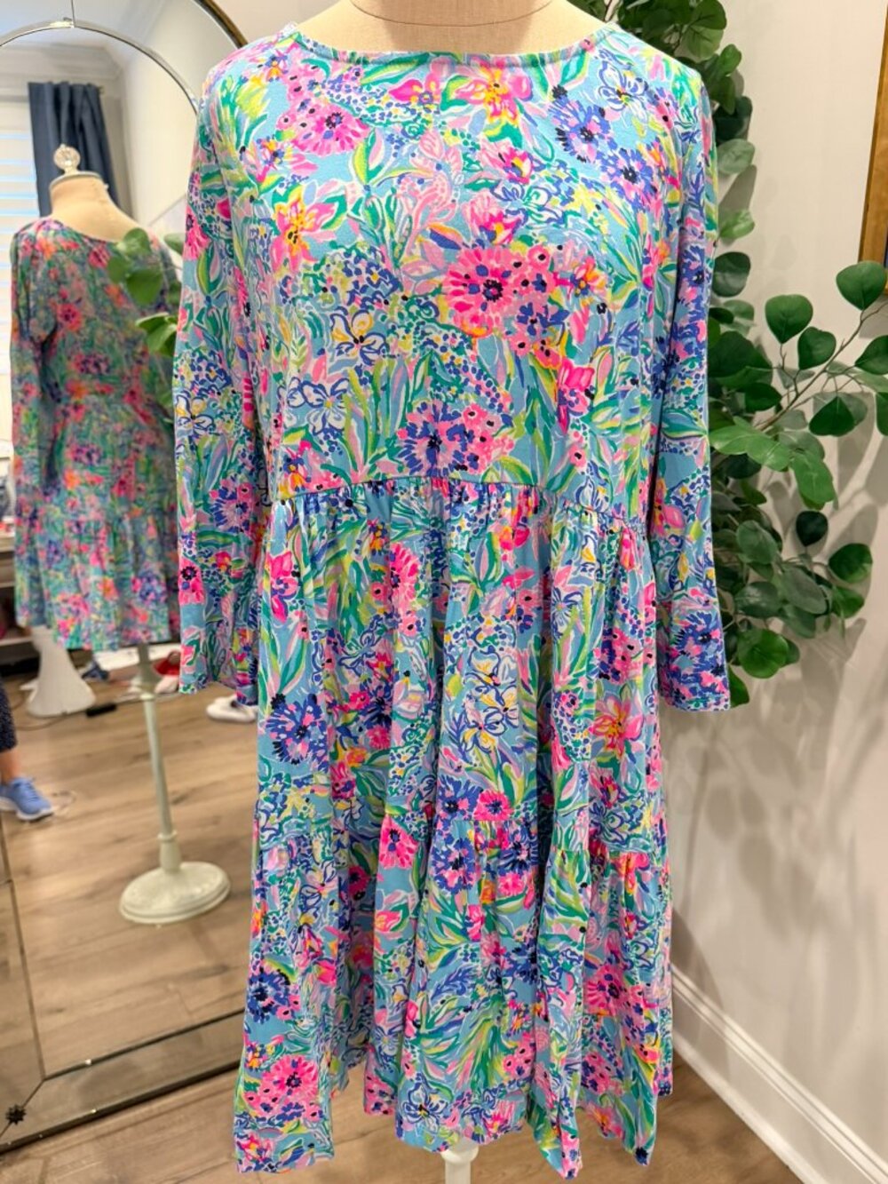 Lilly Pulitzer floral mini dress L
